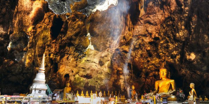 Tham Khao Luang