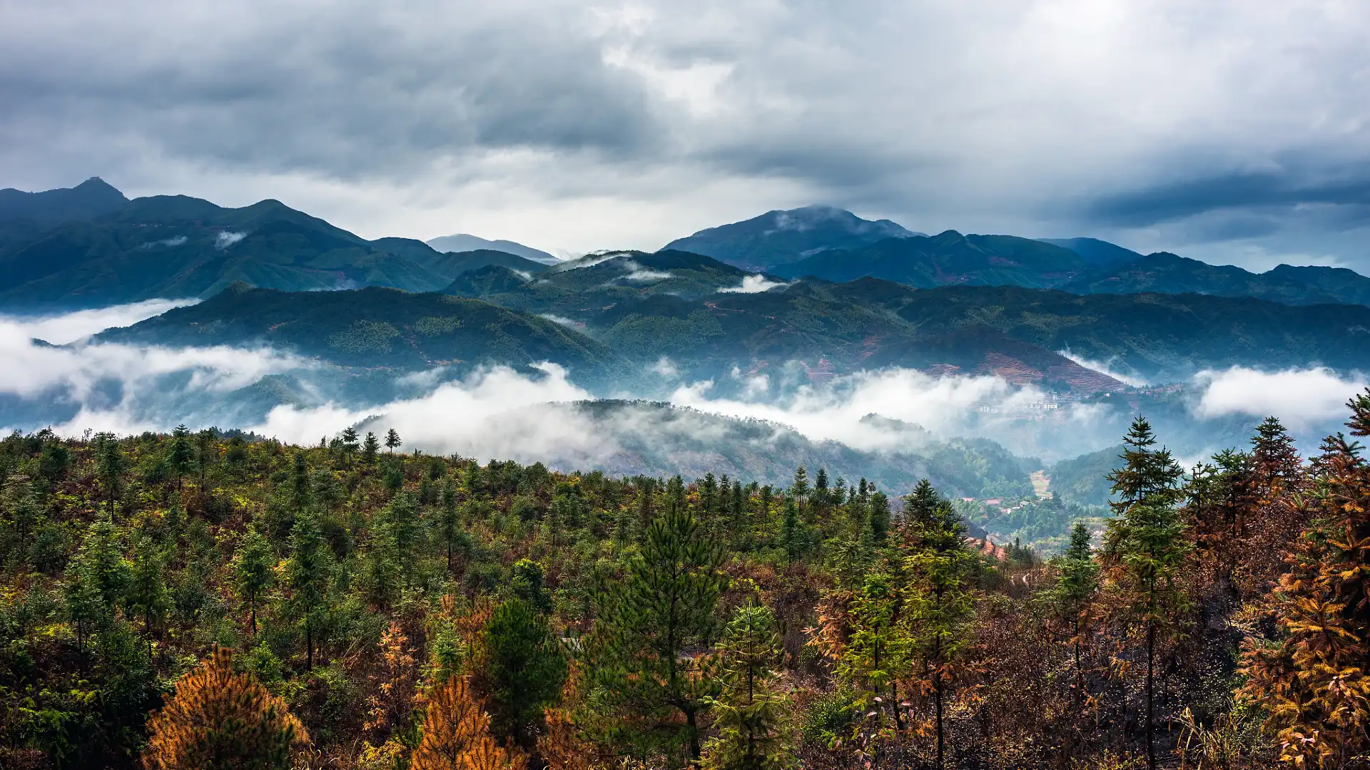 銅鈸山風景区周辺のホテル