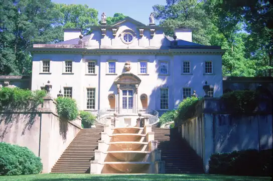 Hotels near Atlanta History Center