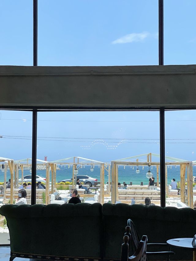 주문진 뷰맛집 ‘복사꽃싸롱’