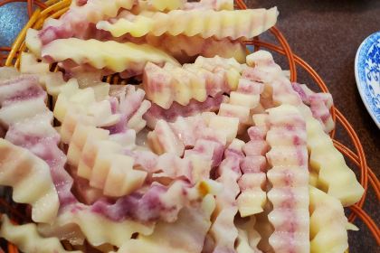 Xueyucangjia Hot Pot (zong)