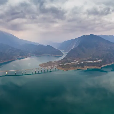 Các khách sạn gần Ga Qingchengshan