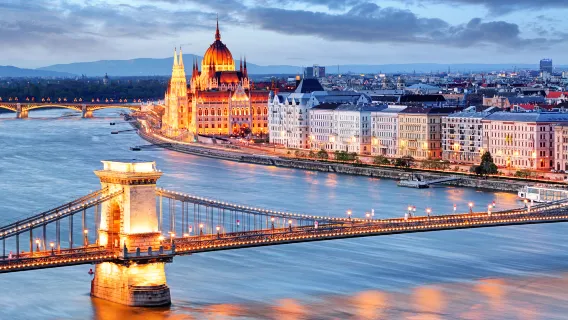 Tour di un giorno a Budapest [rientro entro le 17:00 + prenotazione individuale + trasferimento dall'hotel in città + guida in inglese]