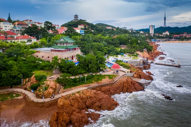 Hotels near Qingdao Wine Museum (Siliu South Road)