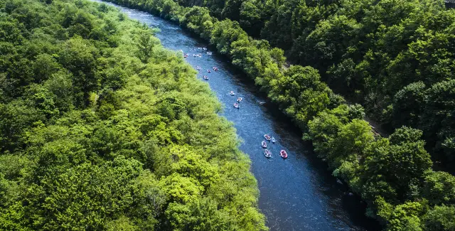 Rafting in Xuancheng