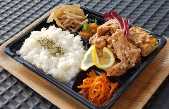 Hawaiian Resort Cafe Leola