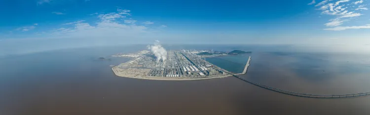 Номер с видом на горы Отели в г. Дайшань