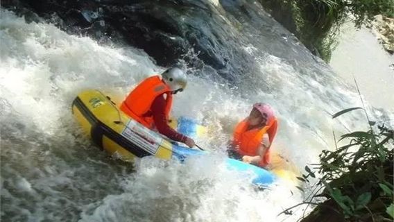 Xishenggou Tanghe Drifting