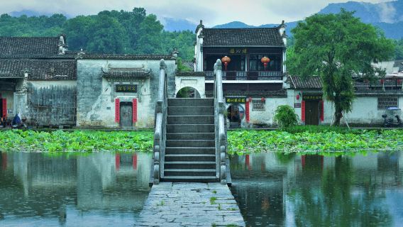 A world heritage trip! One-day sightseeing including Huangshan Hong Village and Tunxi Old Street, lunch included <Japanese guide included/Hotel pick-up>