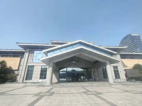 Hotels near Lishui Museum New Hall