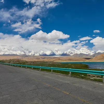 Home Inn Hotels in Tashkurgan