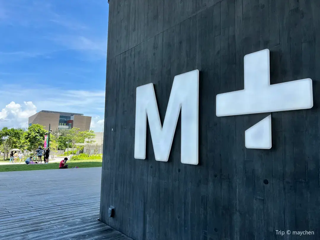 4_M+