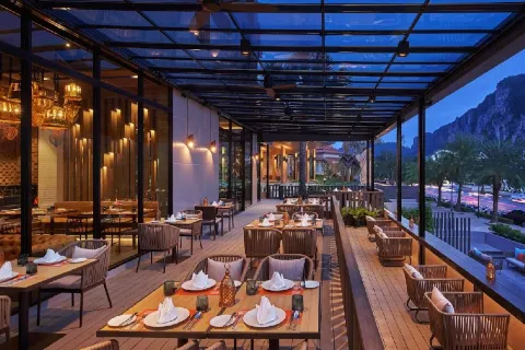 Rakhang Thai Bistro & Bar
