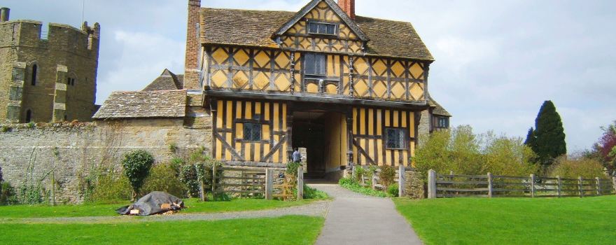 Stokesay Castle