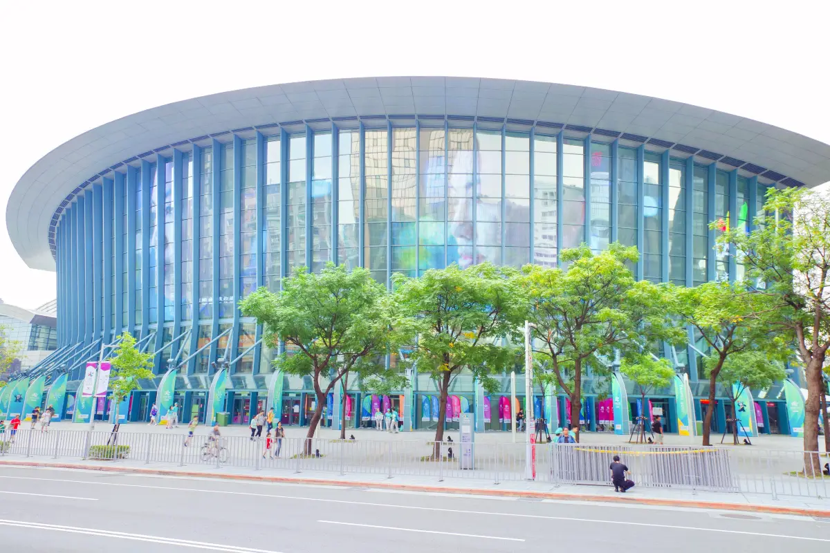 台北室內景點, 臺北小巨蛋冰上樂園