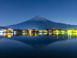 Popular Night Attractions in Minamitsuru District