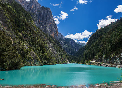 Babagou Lansong Lake