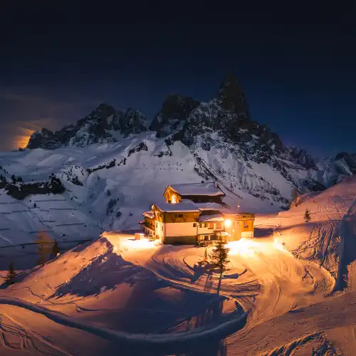 Popular Night Attractions in Furna