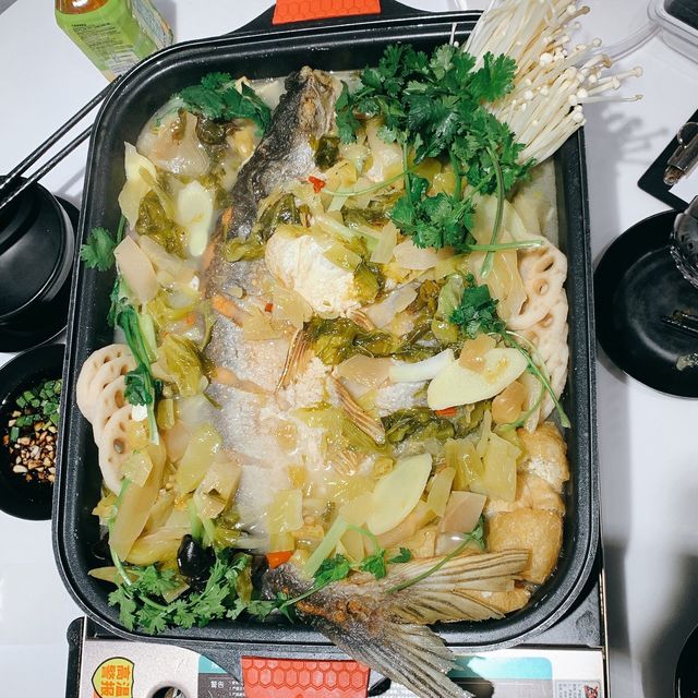 《粉嶺抵食烤魚雞煲放題》