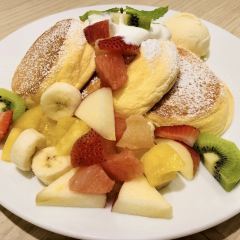 A Happy Pancake, Umikaji Terrace Okinawa 여행 사진