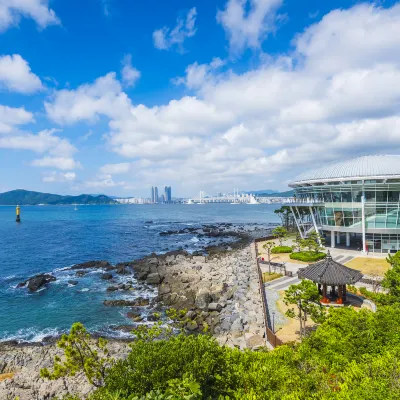 Hotel dekat Gadeokdo Lighthouse