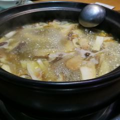 MUSHROOMS HOT POT 여행 사진