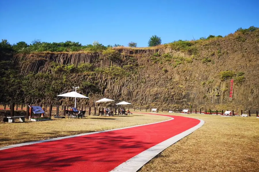 Guizi Mountain Stonehenge