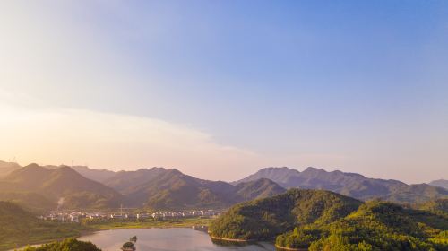 Tongji Lake