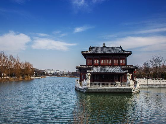 洪沢湖水釜城風景区