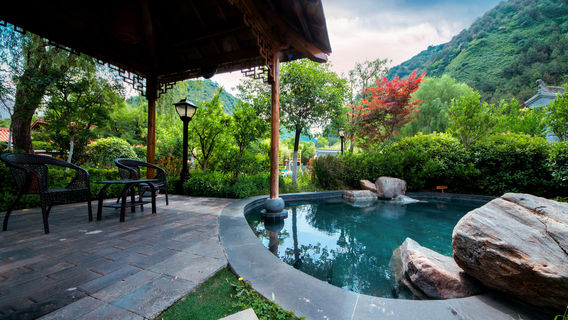 Maijishan Hot Spring