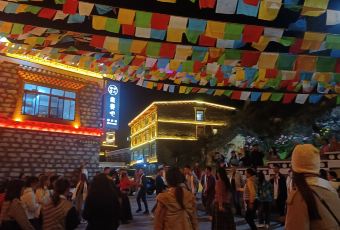 甲几部落藏餐吧 User Photo