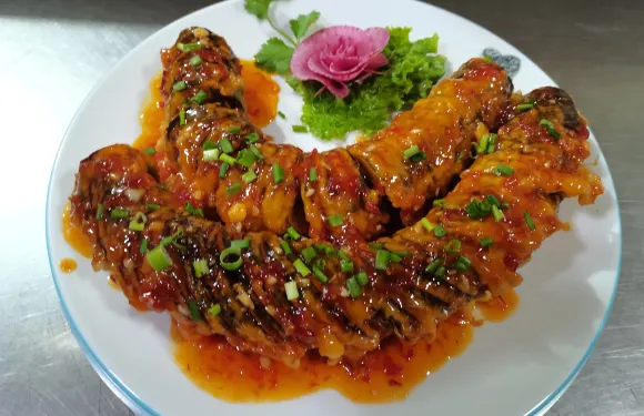 九尊肥牛火鍋店