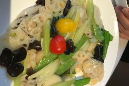 Huggo's On The Rocks