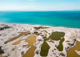 烏倫古湖黃金海岸景區