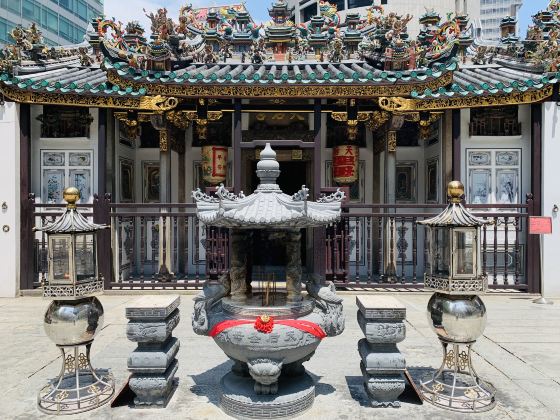 Yueh Hai Ching Temple