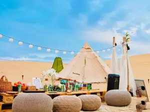 Mingsha Mountain Wanyou RV Wild Luxury Camping Site