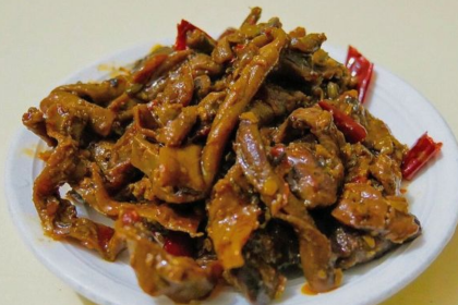 电信猪血汤粉店