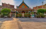 Wat Chong Lom Alley