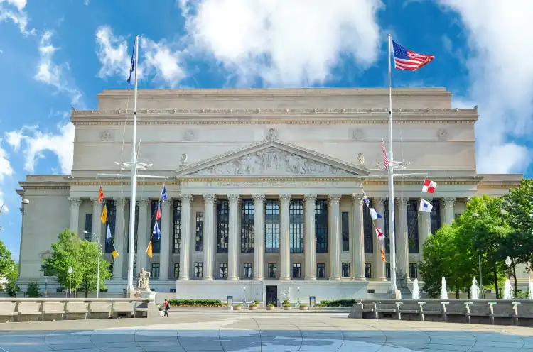 Hotels near National Archives Museum