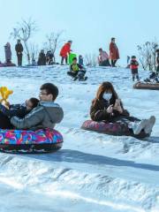 廉州雲湖冰雪樂園