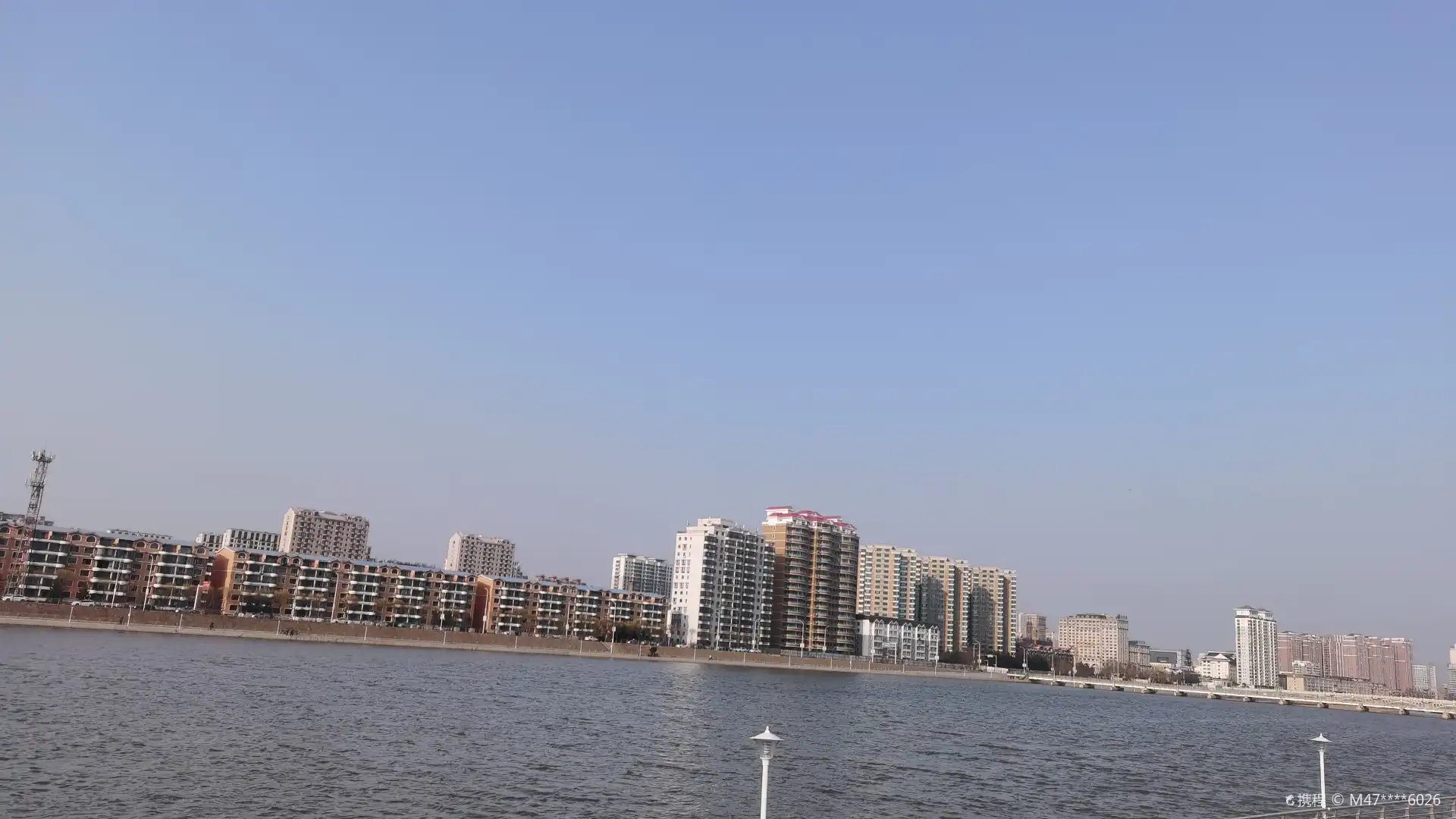 Hotels near Bu'erhatong River