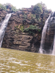 Lakhaniya Hills & Waterfall