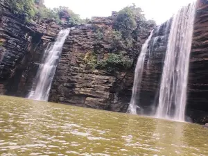 Lakhaniya Hills & Waterfall