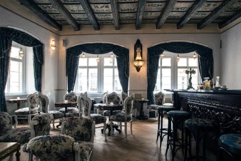 The Alchemist Bar