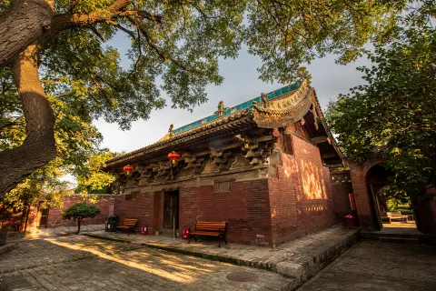 Zhenguo Temple