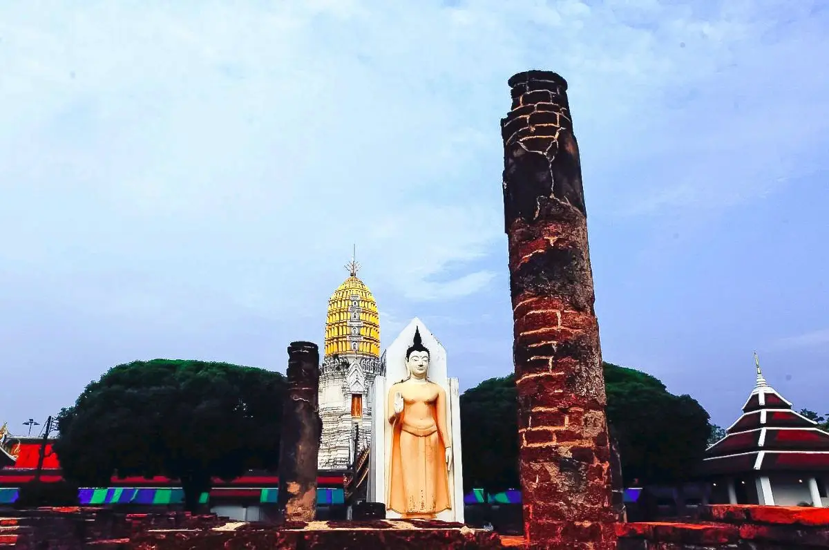 Wat Phra Si Rattana Mahathat Woramahawihan