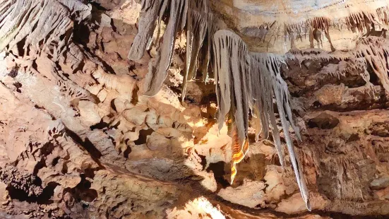 Talking Rocks Cavern