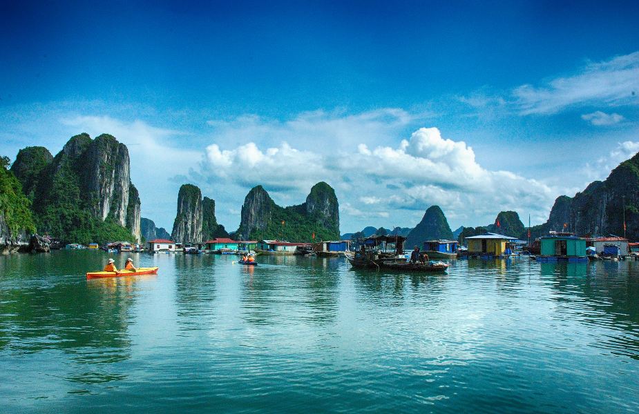 Weihai to Haiphong Flights