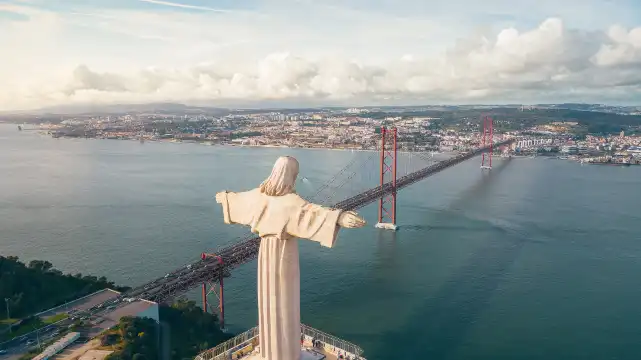 Hotels near Sanctuary of Christ the King