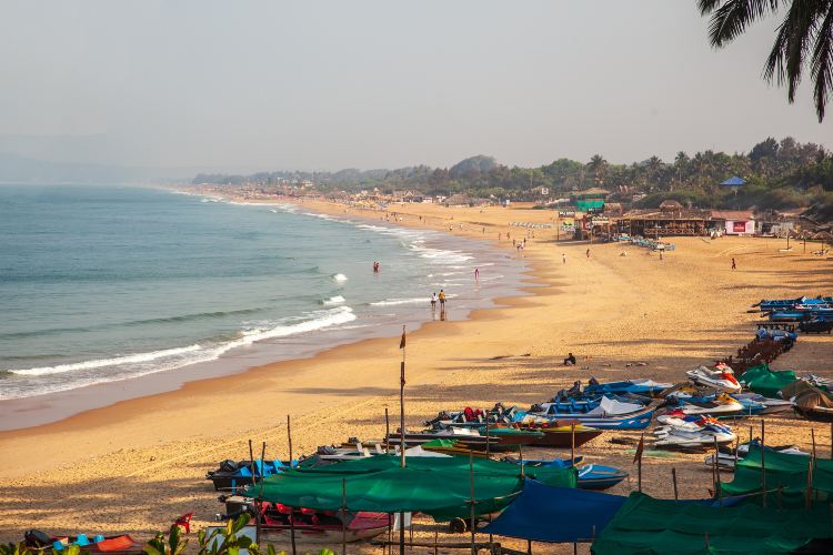 Compare 5 airports near Candolim